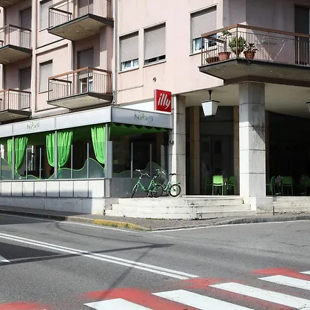住宿加早餐酒店 Lago D'iseo 萨尼科
